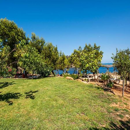 Hostal Cala Boix Эс-Кана Экстерьер фото