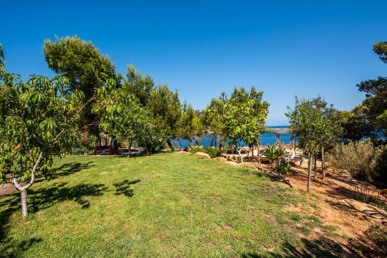 Hostal Cala Boix Эс-Кана Экстерьер фото